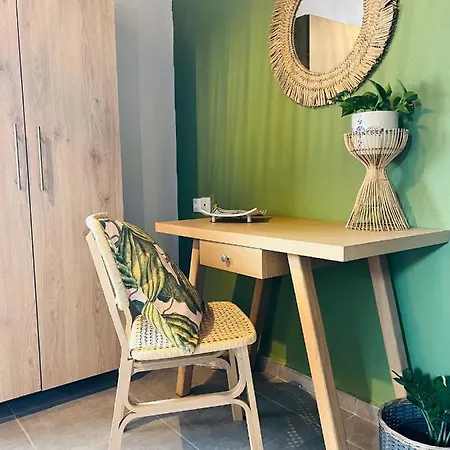 Amaryllis توروني